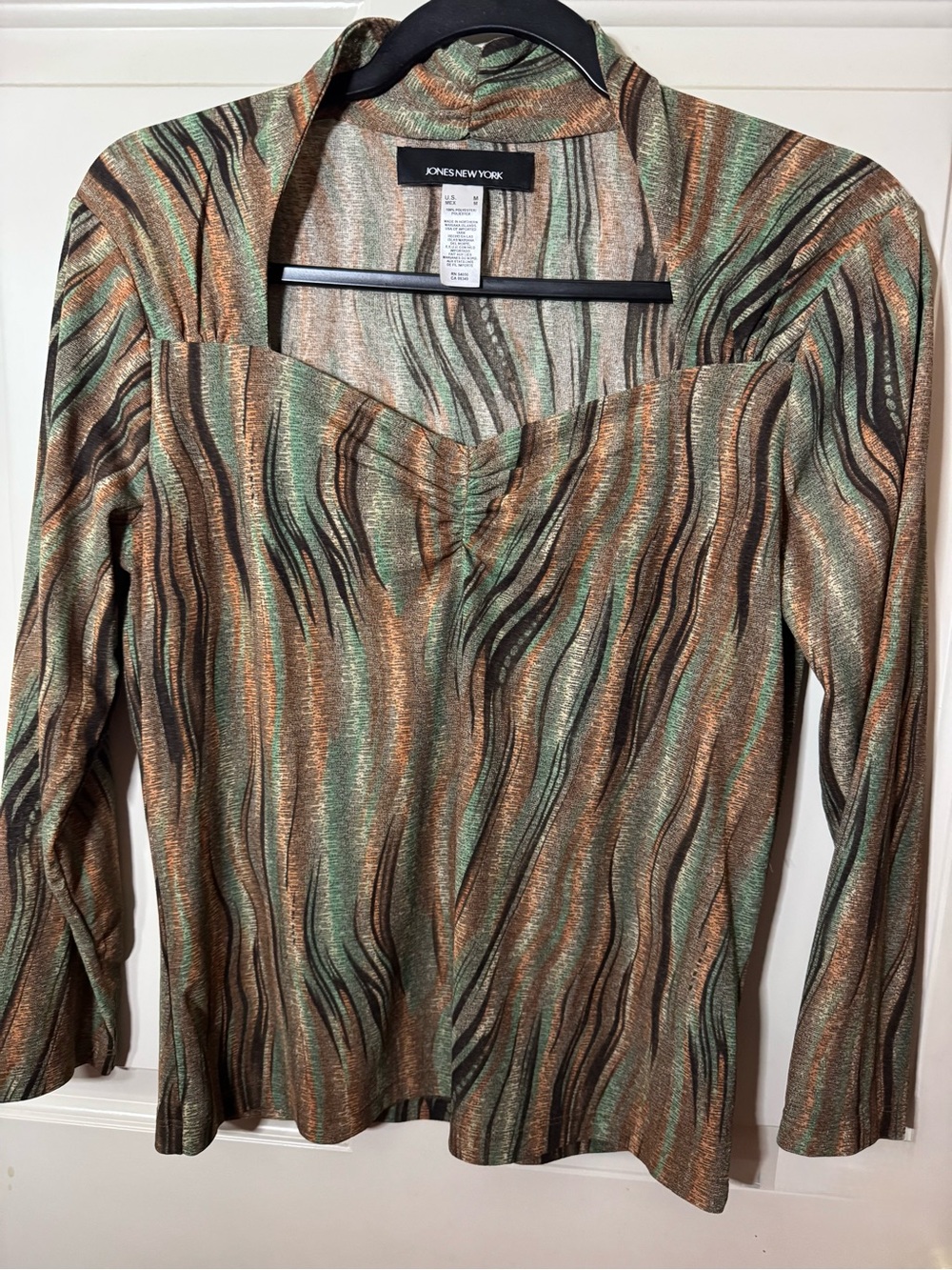 Jones New York Green & Brown Wave-Print Fitted Top Size Medium